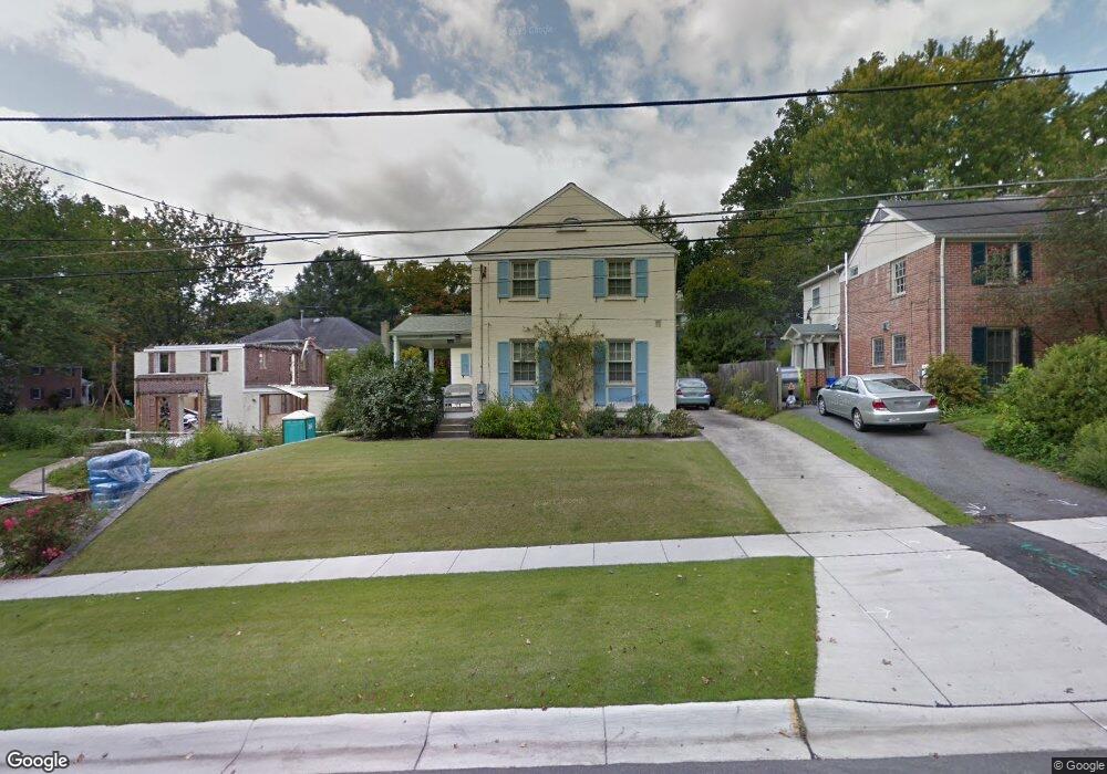 7902 Lynbrook Dr, Bethesda, MD 20814 - photo 1