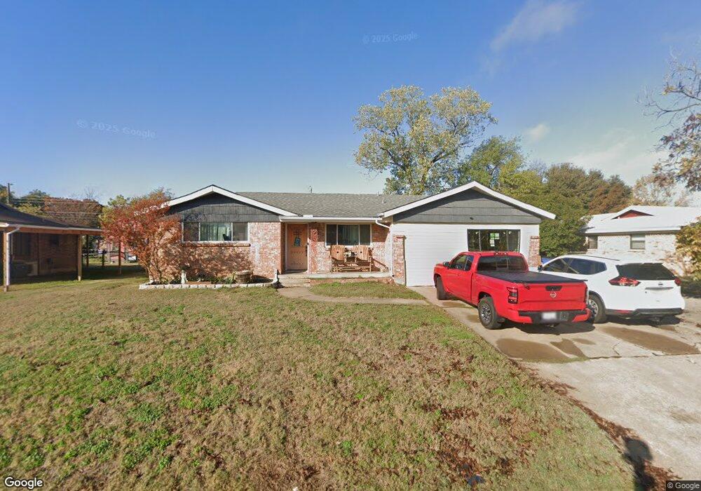 1109 Simpson Dr, Hurst, TX 76053 - photo 1