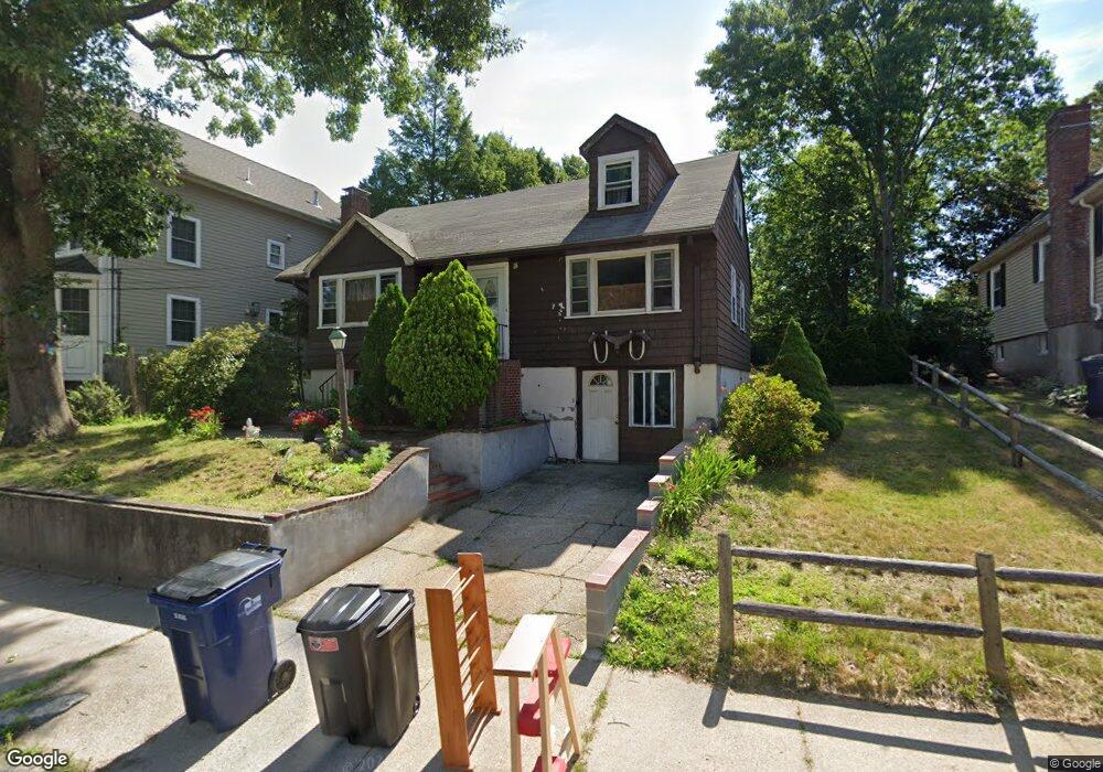 106 Keystone St, West Roxbury, MA 02132 - photo 1