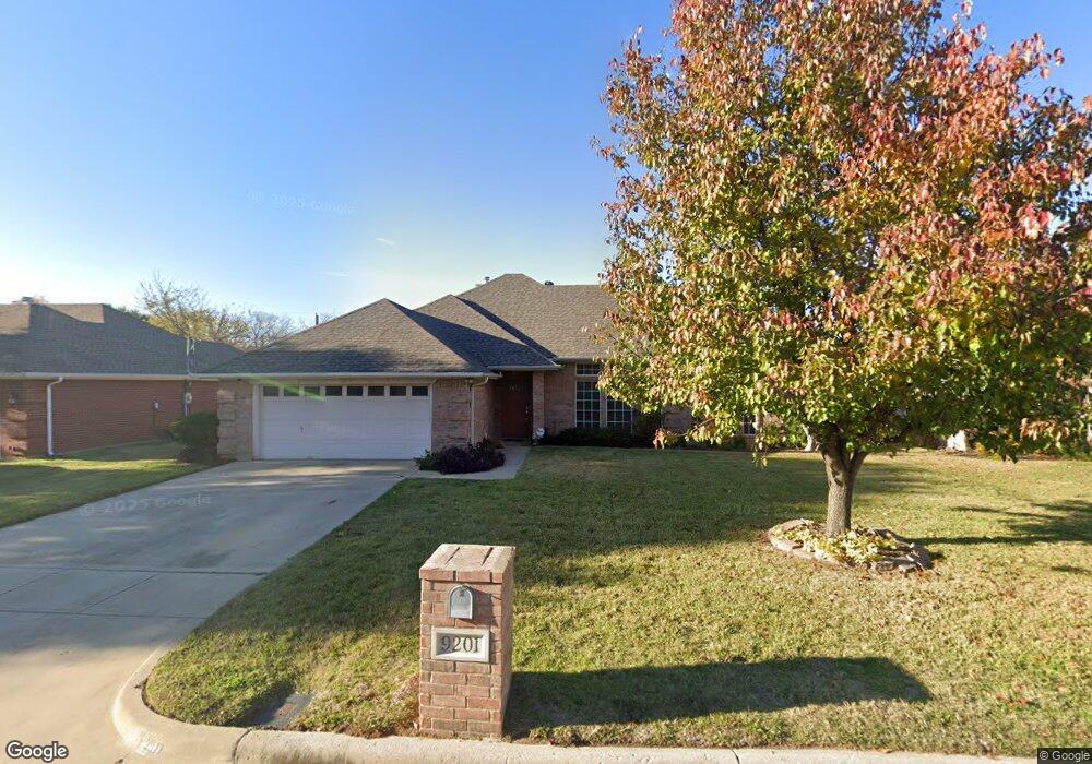 9201 Meandering Dr, North Richland Hills, TX 76182 - photo 1