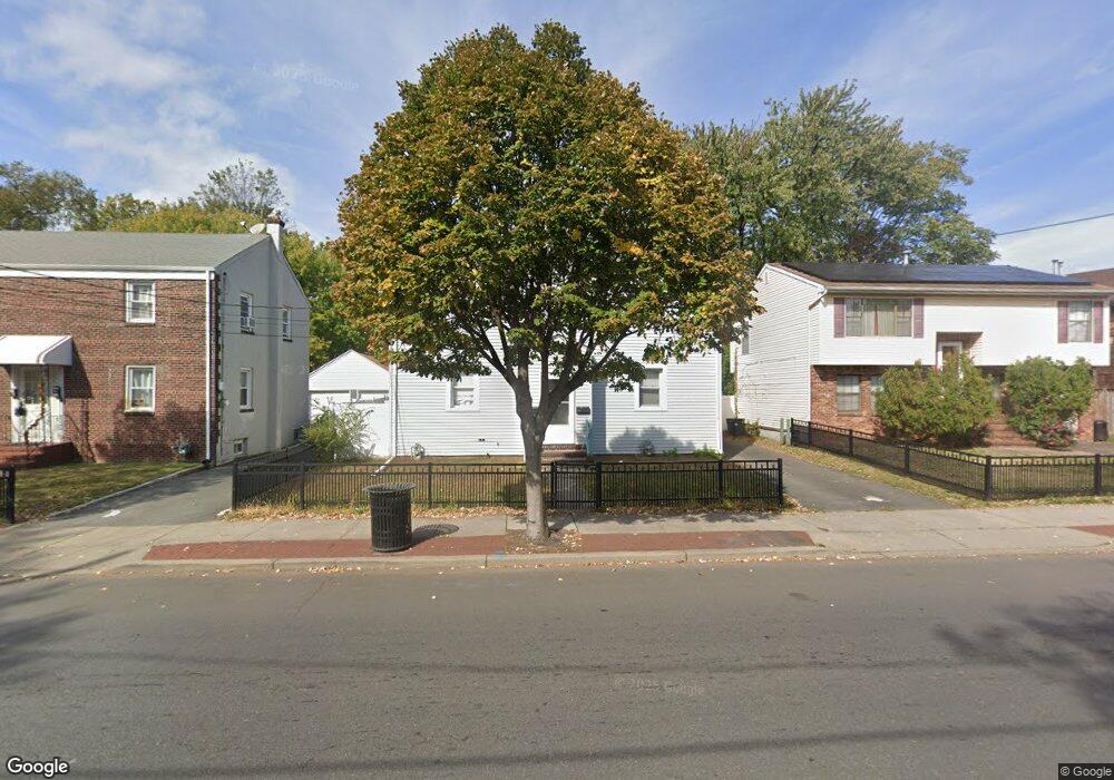 129 Roosevelt Ave unit A, Carteret, NJ 07008 - photo 1