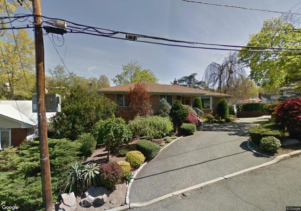 45 Elm St, Englewood Cliffs, NJ 07632 - photo 1