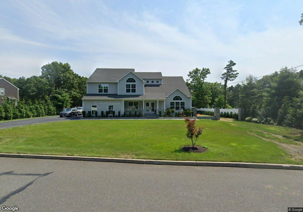 46 Country Rd, Medford, NY 11763 - photo 1