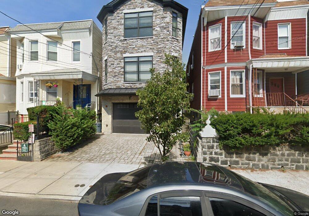 139 Sherman Ave unit 203, Jersey City, NJ 07307 - photo 1