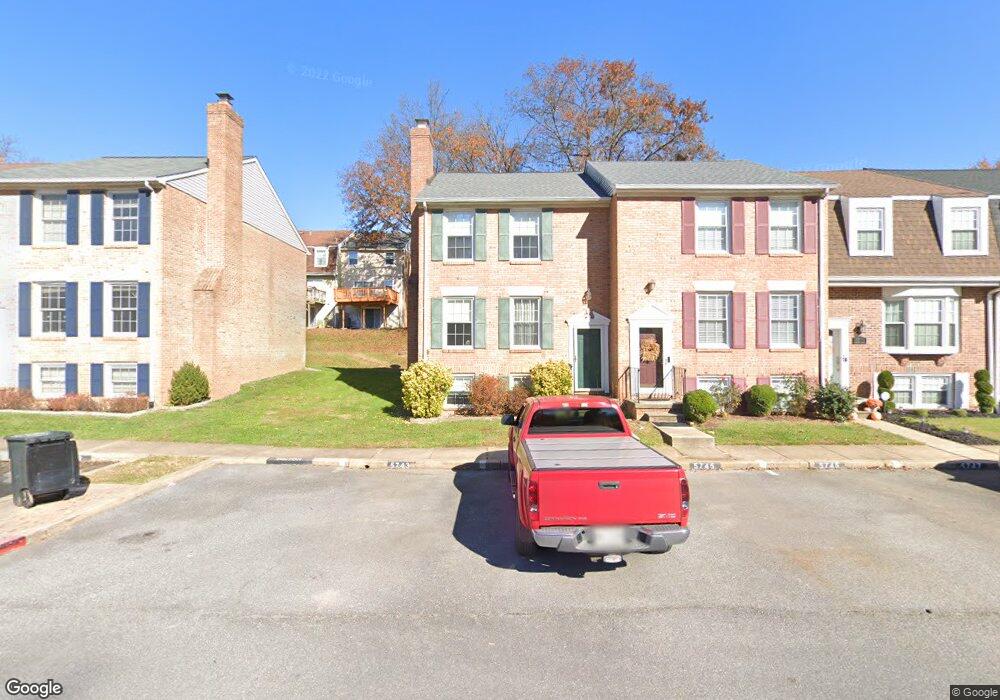 5743 Richardson Mews Square, Halethorpe, MD 21227 - photo 1