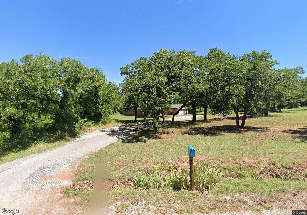 965 Oakridge Dr, Duncan, OK 73533 - photo 1