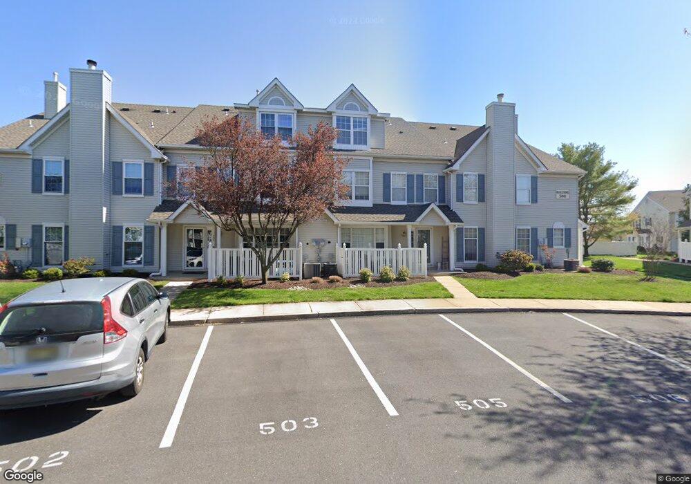 503 Oliphant Ln unit 503, Mount Laurel, NJ 08054 - photo 1