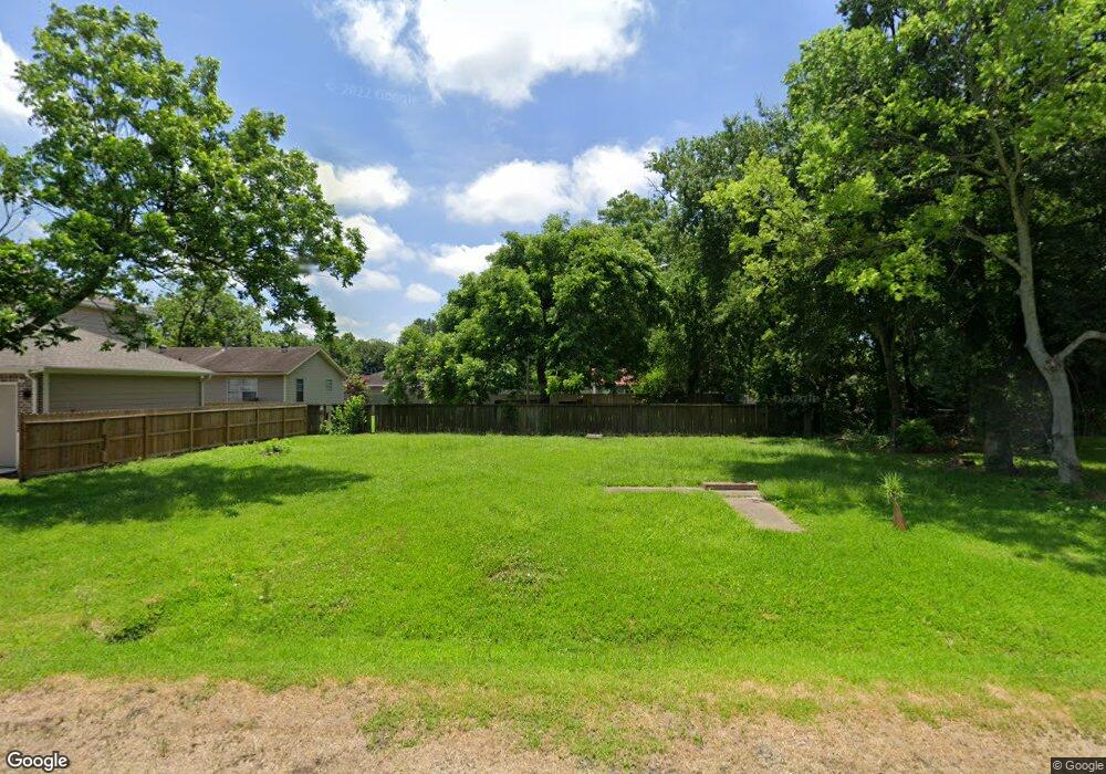 5420 Lynnfield St St, Houston, TX 77028 - photo 1