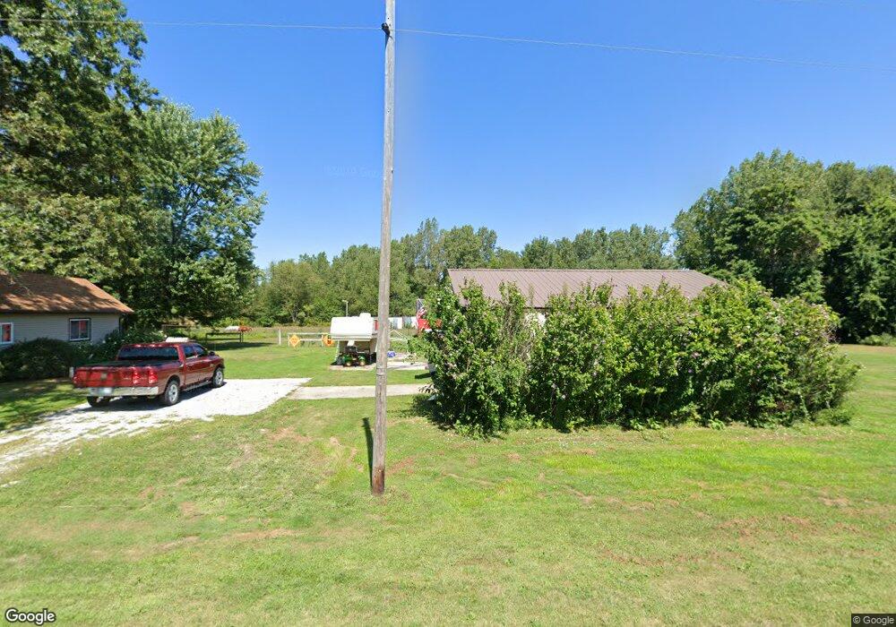 1827 W Wagner Rd, Buchanan, MI 49107 - photo 1