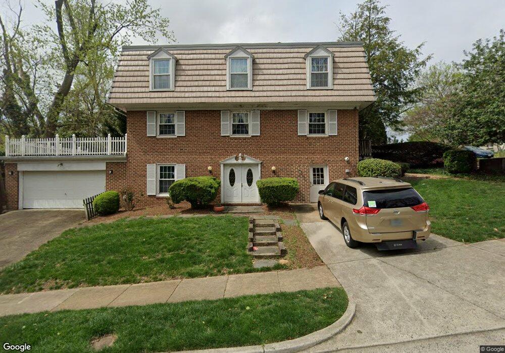 2918 Nob Hill Ct, Alexandria, VA 22314 - photo 1