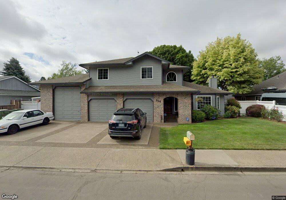 314 Mountainview Ct, Newberg, OR 97132 - photo 1