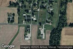 864 W Nevada Ave, Sandoval, IL 62882