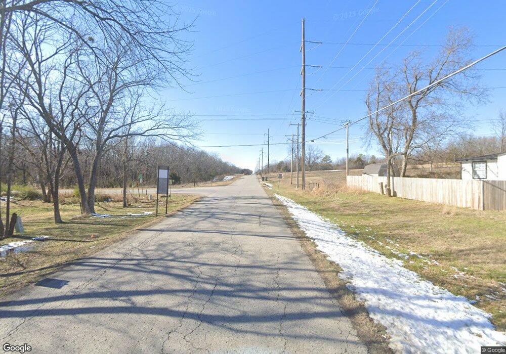 111-D E 141st St, Glenpool, OK 74033 - photo 1