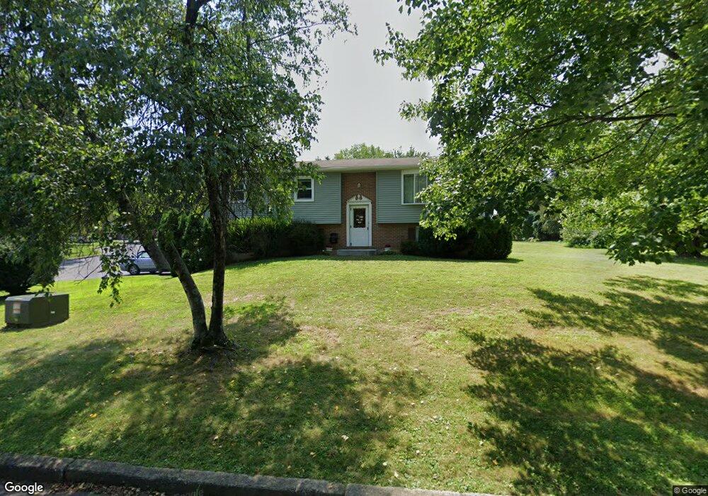 1616 Susan Cir, Easton, PA 18040 - photo 1