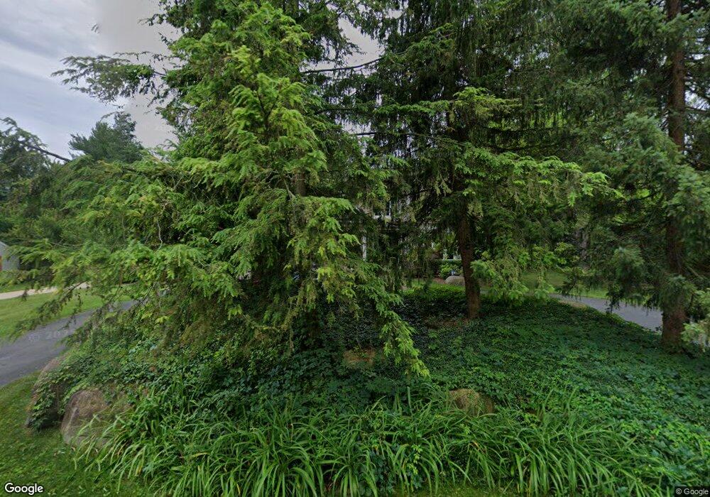 7243 Buckthorn Dr, West Bloomfield, MI 48324 - photo 1