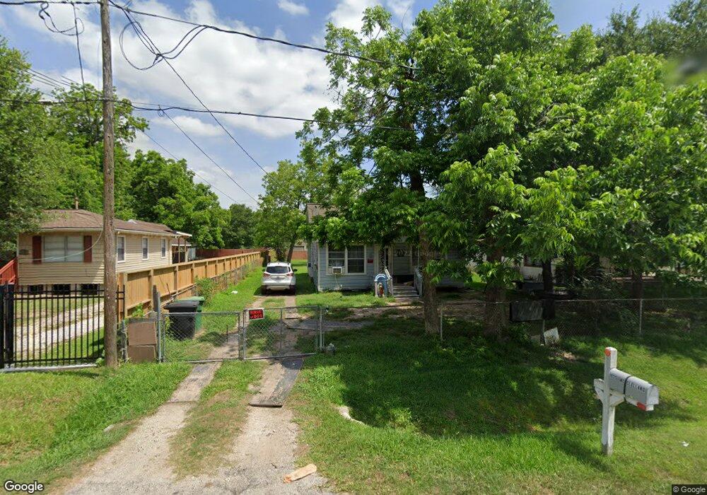 1925 Mcclelland St, Houston, TX 77093 - photo 1