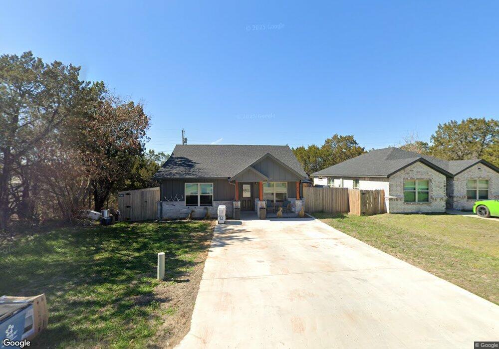 863 E Aquarius Ct, Granbury, TX 76049 - photo 1