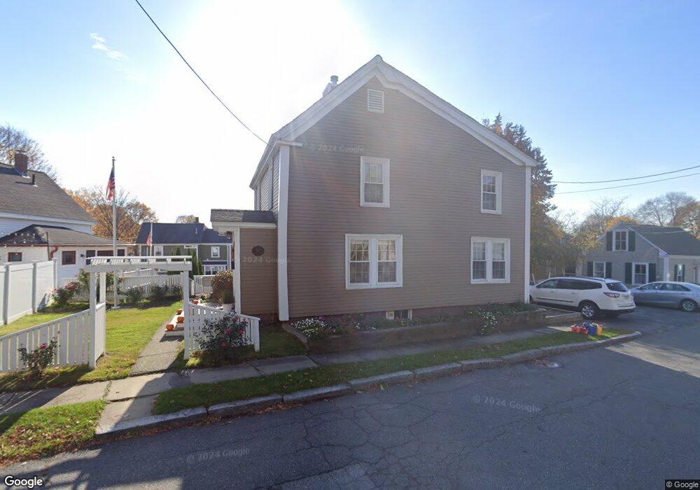 3 Railroad St, Newburyport, MA 01950 - photo 1