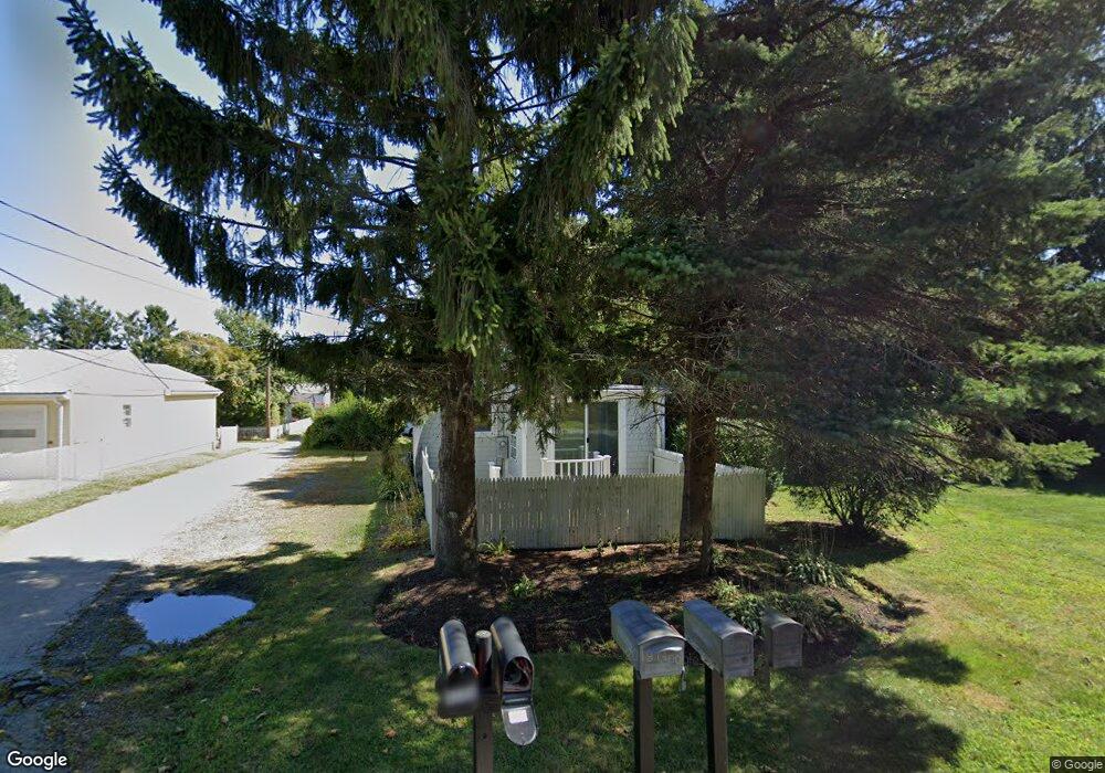 426 Forest Ave, Middletown, RI 02842 - photo 1