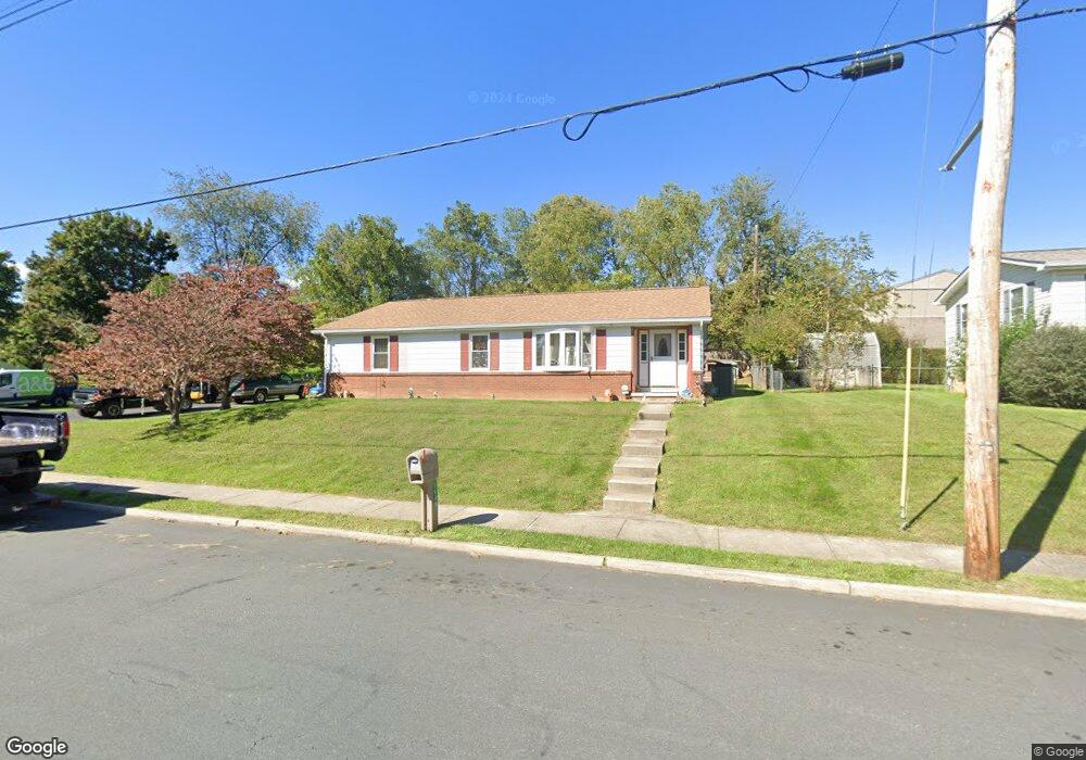 1409 Outer Dr, Hagerstown, MD 21742 - photo 1