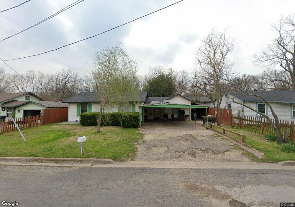 1817 W 12th Ave, Corsicana, TX 75110 - photo 1