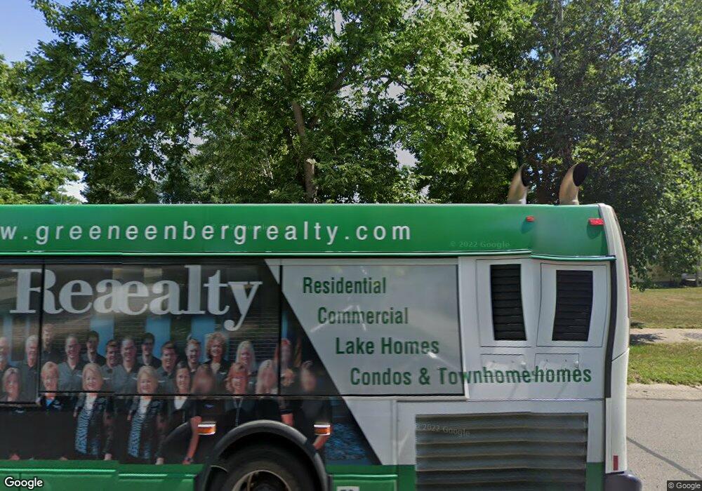 1811 S 17th St, Grand Forks, ND 58201 - photo 1