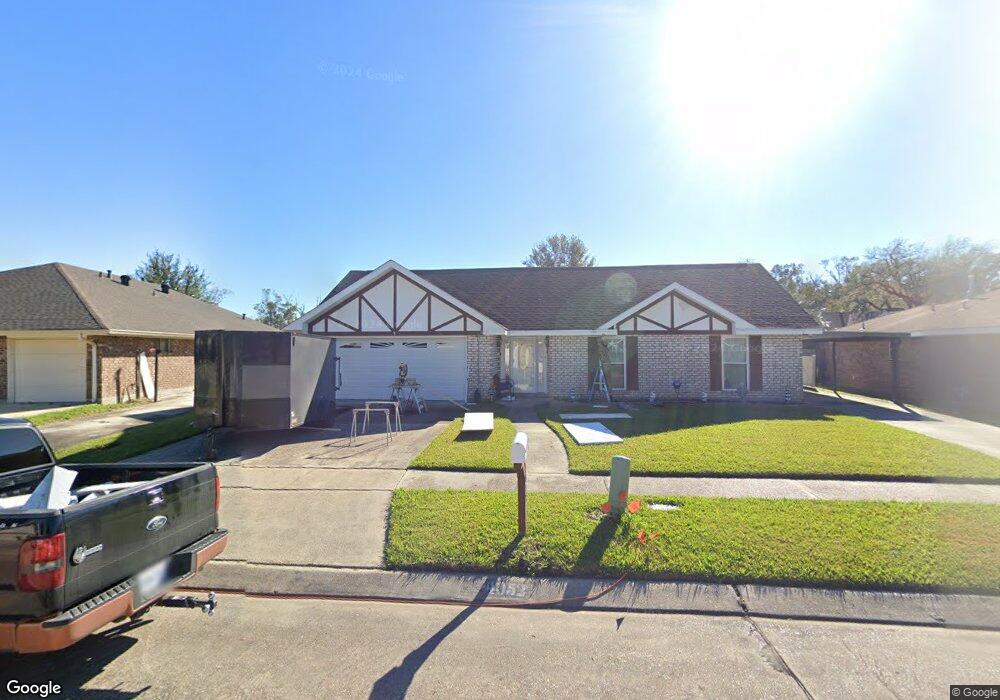 4052 Hillcrest Dr, Marrero, LA 70072 - photo 1