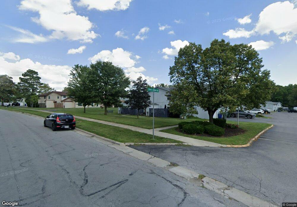 662 Cherry Hollow Rd, Columbus, OH 43228 - photo 1