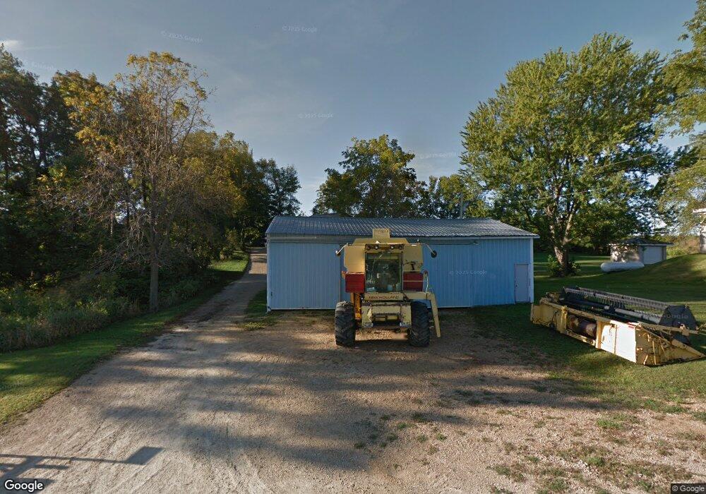 42295 Stoehr Dr, Dakota, MN 55925 - photo 1