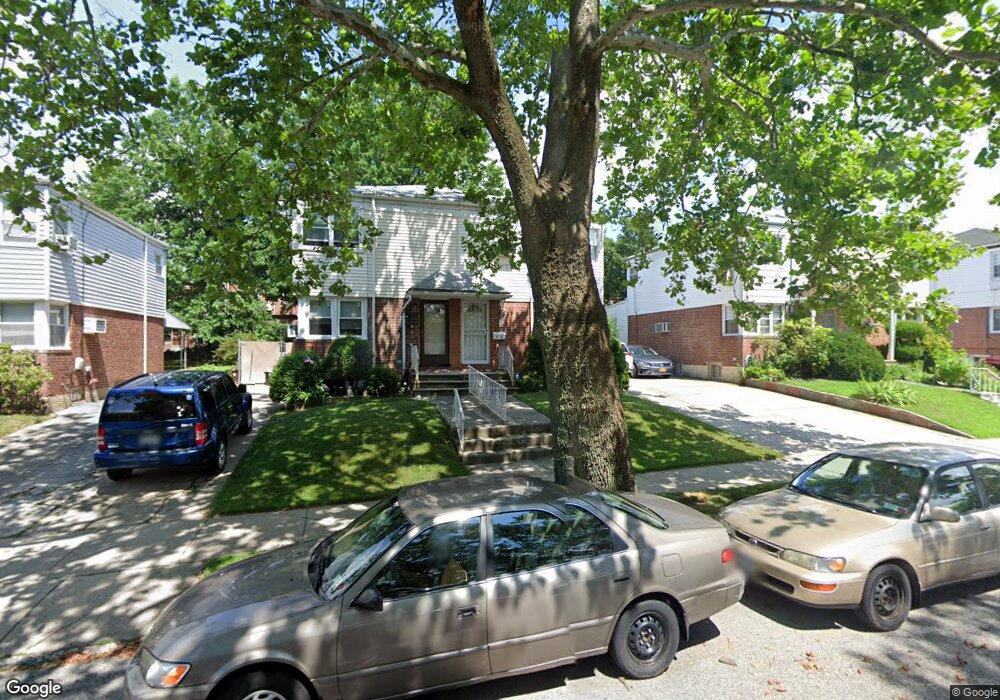 6719 197th St, Fresh Meadows, NY 11365 - photo 1