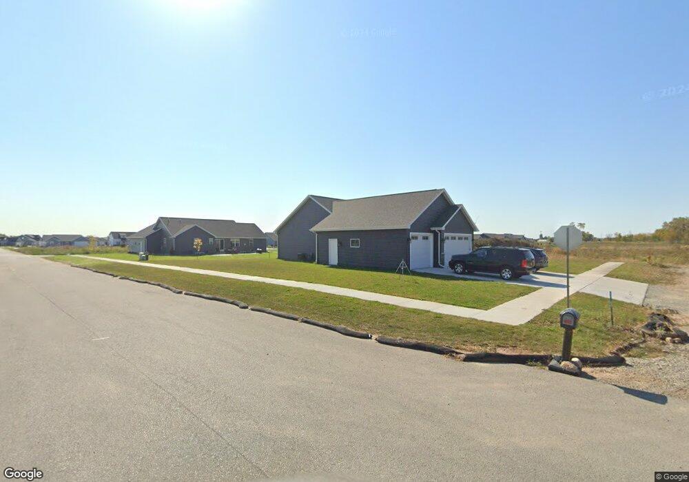 2911 E Aquamarine Ave, Appleton, WI 54913 - photo 1