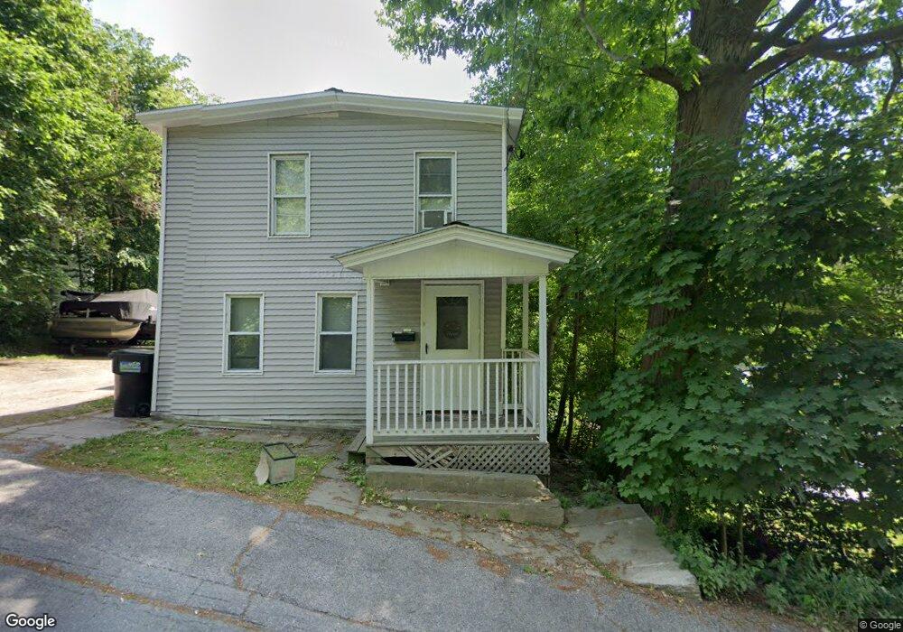 118 Sullivan St, Claremont, NH 03743 - photo 1