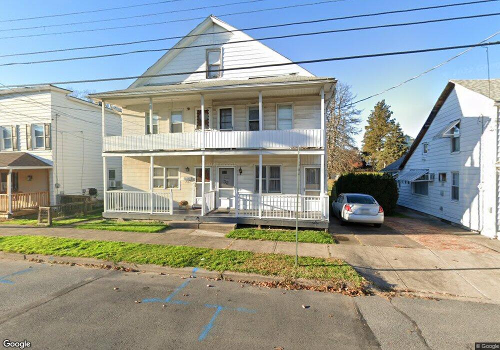 32 W Ridge St, Nanticoke, PA 18634 - photo 1