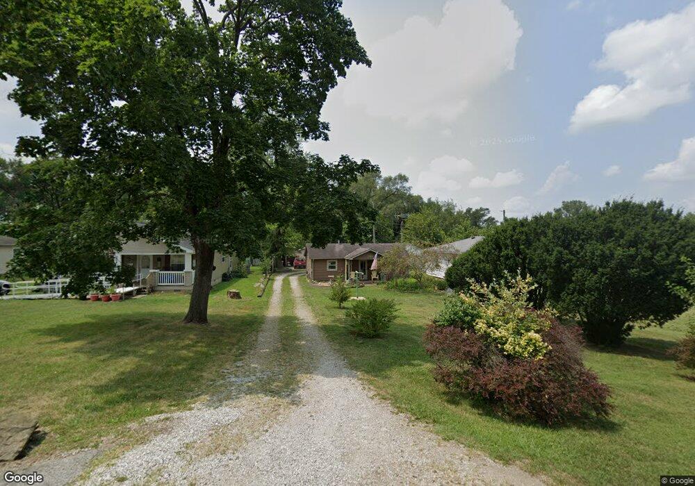 790 Smith St, Columbus, IN 47201 - photo 1