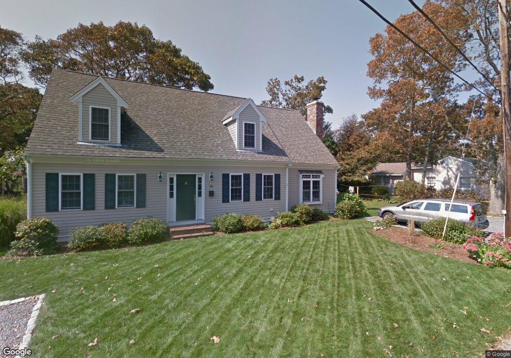 4 Dartmouth Ct, Falmouth, MA 02540 - photo 1