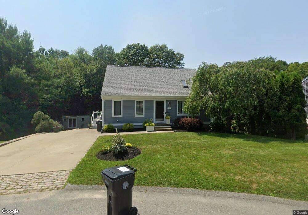 324 W Mccabe St, North Dartmouth, MA 02747 - photo 1