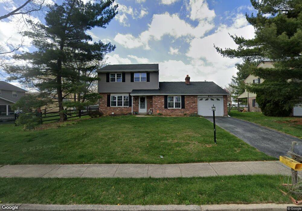 830 Mimosa Ln, Reading, PA 19606 - photo 1