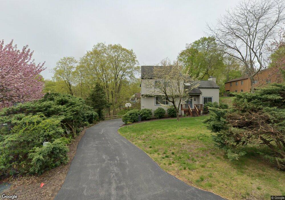 33 Maple Moor Ln, Cortlandt Manor, NY 10567 - photo 1
