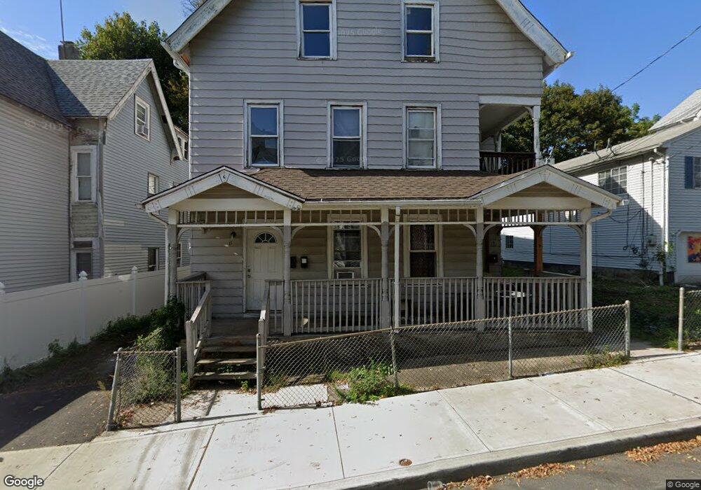 11 Pearl St unit 2FL, Waterbury, CT 06704 - photo 1