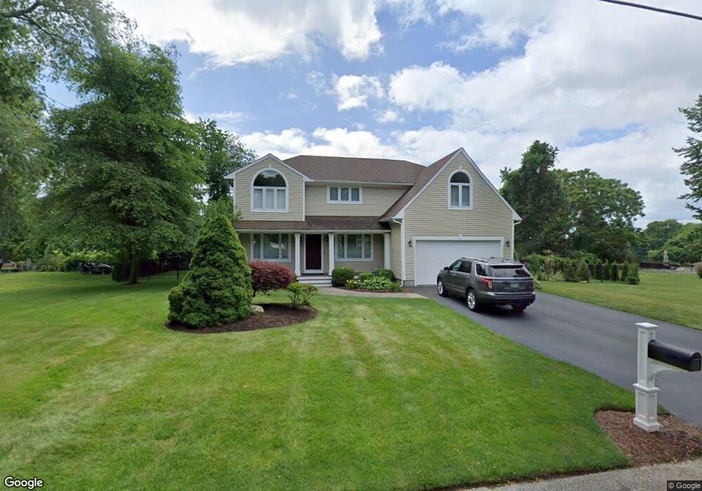 28 Lisa Ln, Bristol, RI 02809 - photo 1