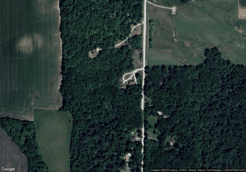 1109 W 68th St S, Newton, IA 50208 - photo 1