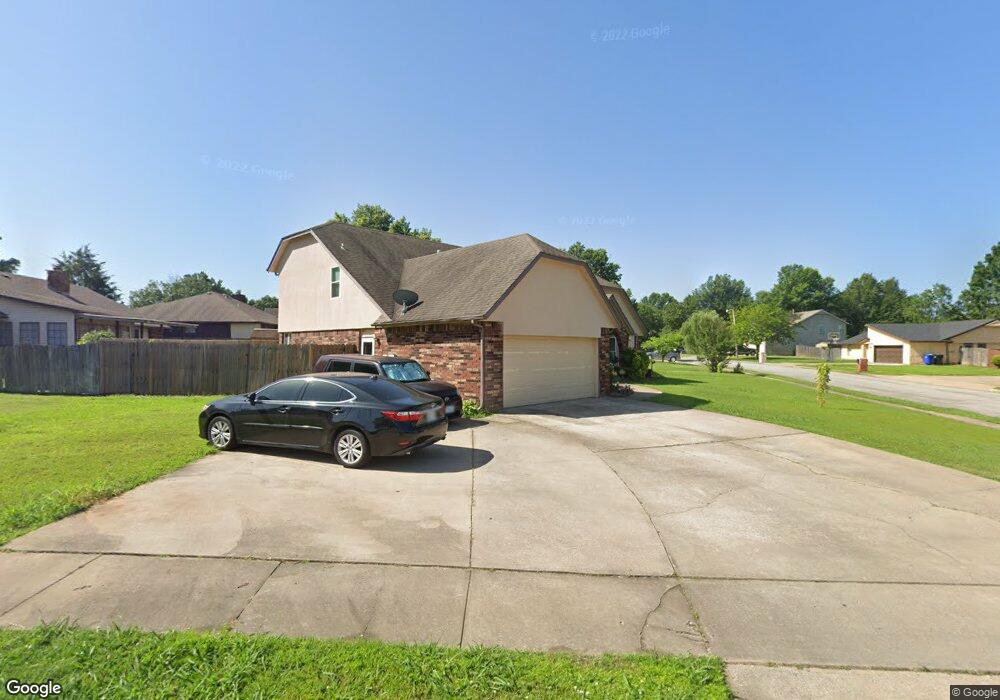 2805 W Dallas St, Broken Arrow, OK 74012 - photo 1