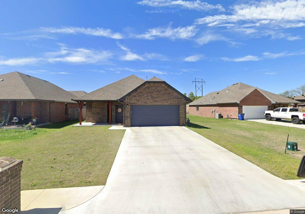 20567 Santa fe Ave, Harrah, OK 73045 - photo 1