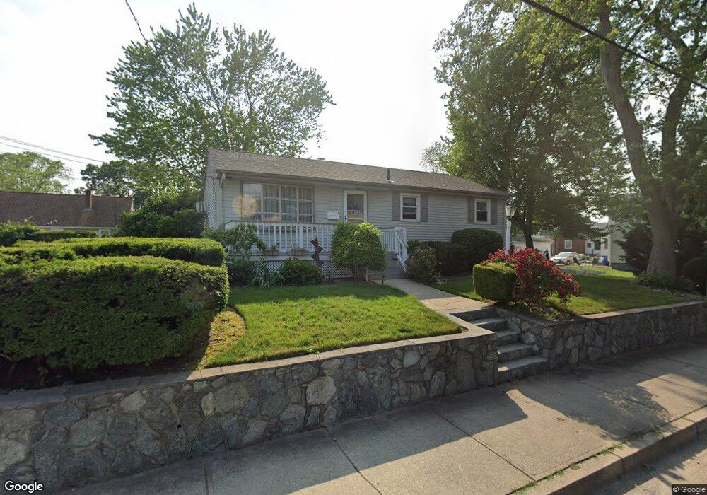 137 Harmon Ave, Cranston, RI 02910 - photo 1