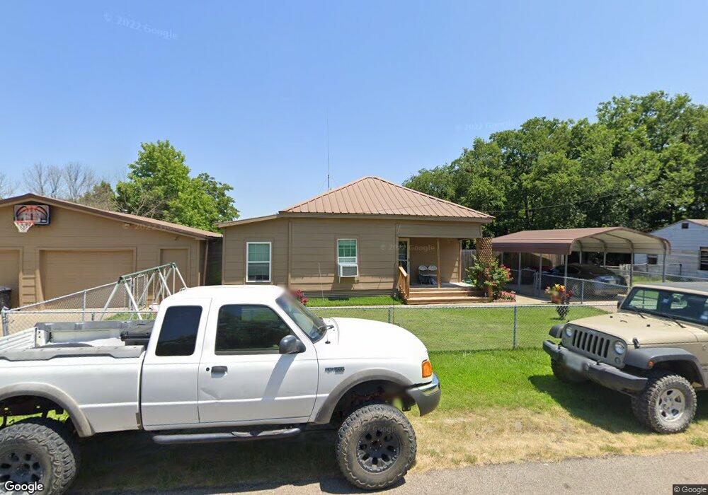 320 W Boyd St, Bonham, TX 75418 - photo 1