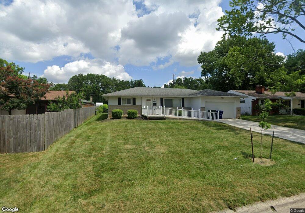 950 Janet Dr, Columbus, OH 43224 - photo 1