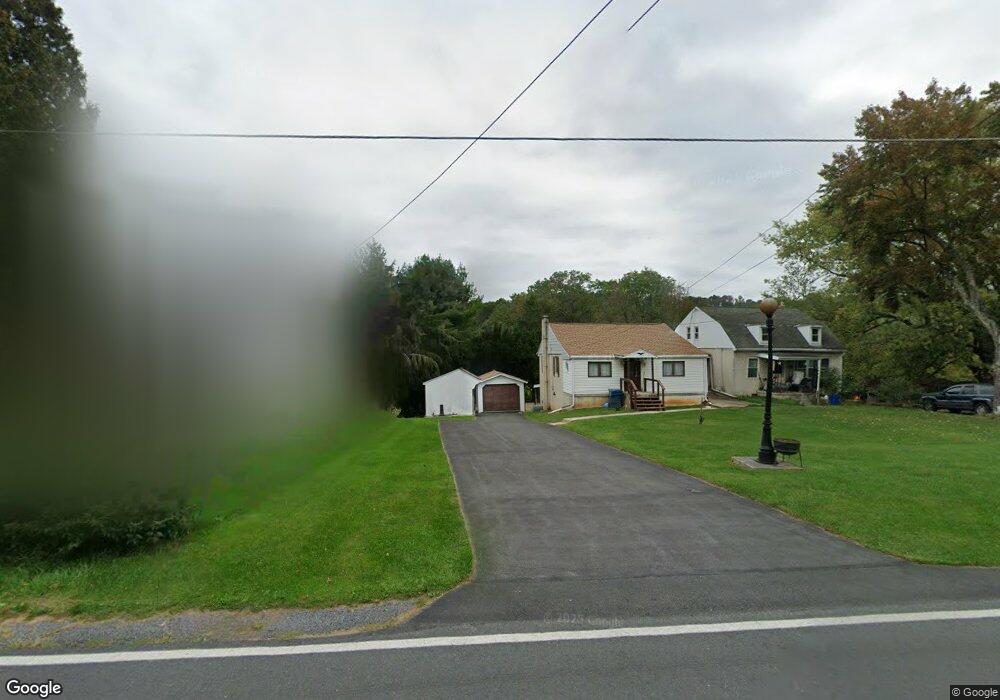 1609 Butter Ln, Reading, PA 19606 - photo 1