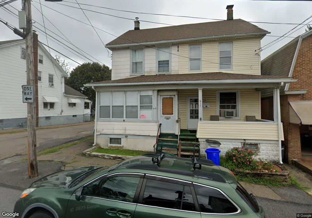 619 Hayes St, Hazleton, PA 18201 - photo 1