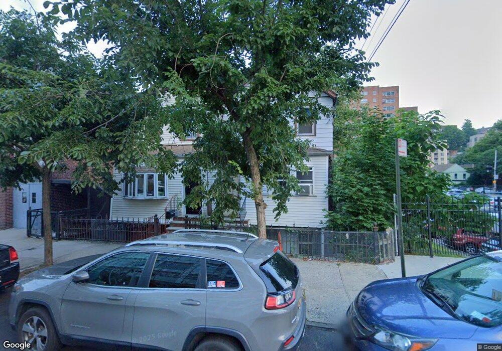 3123 Corlear Ave, Bronx, NY 10463 - photo 1