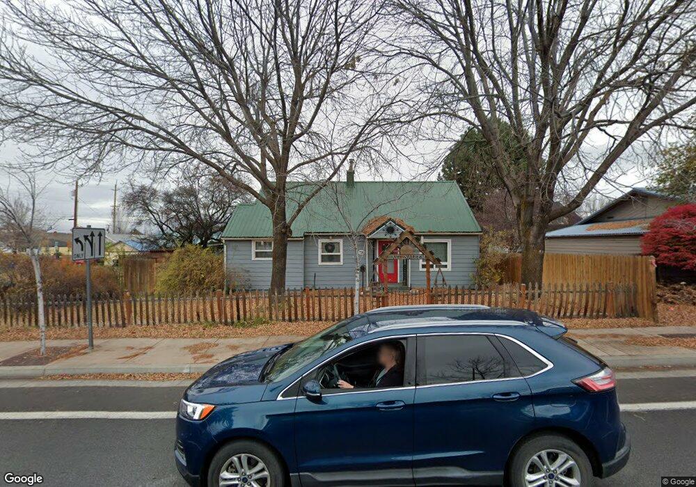 736 SW 9th St, Redmond, OR 97756 - photo 1